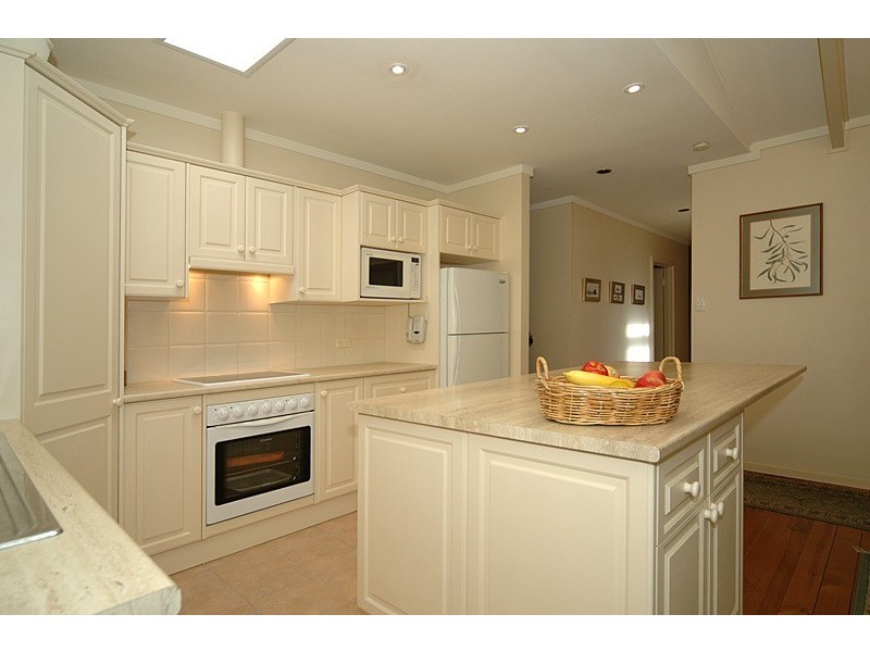 50 Down Drive, Valley View SA 5093