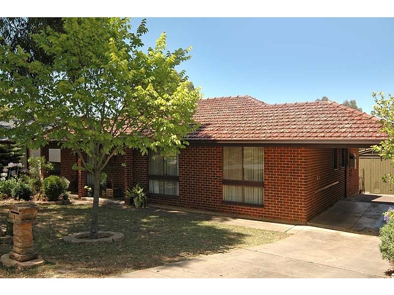 9 Lugarno Street, Redwood Park SA 5097