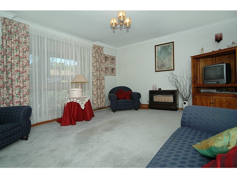 9 Lugarno Street, Redwood Park SA 5097