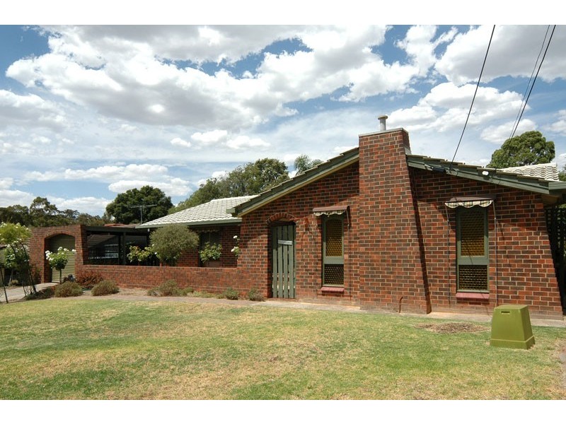 15 Munilla Avenue, Fairview Park SA 5126