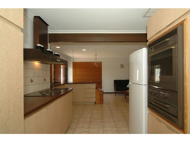 15 Munilla Avenue, Fairview Park SA 5126