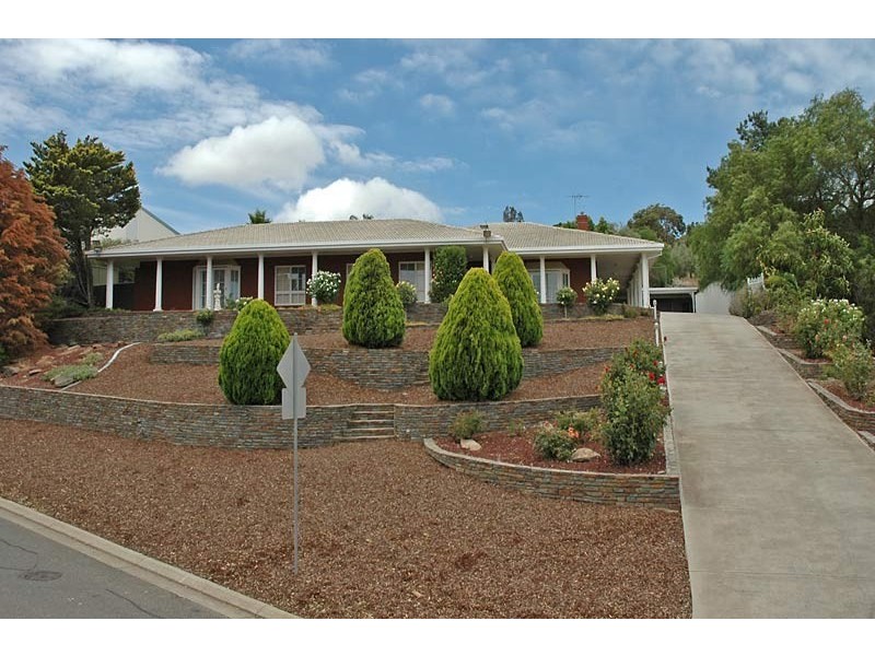 60 Coomurra Drive, Salisbury Heights SA 5109