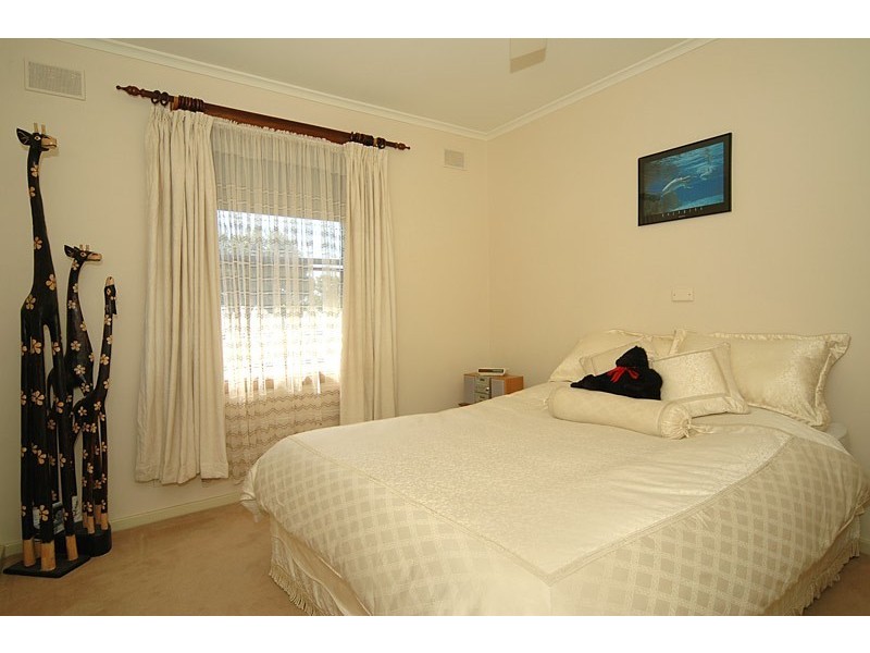 16 Barunga Ave, Ingle Farm SA 5098