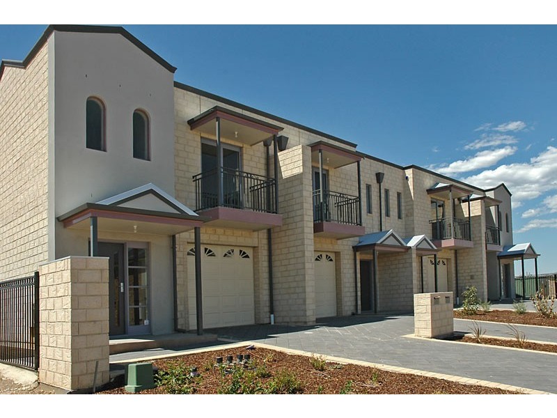 1-4/20-22 Philipson Circuit, Mawson Lakes SA 5095