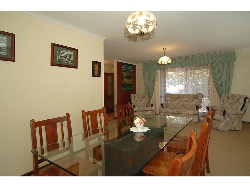 5 Bennelong Court, Golden Grove SA 5125