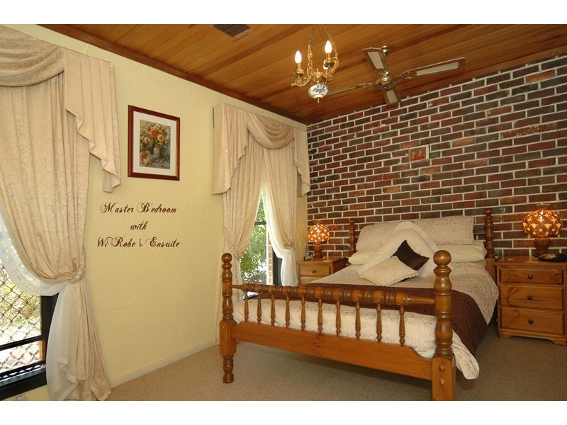 5 Birkdale Close, Fairview Park SA 5126