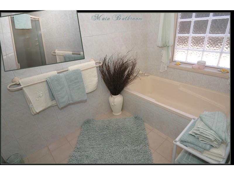 5 Birkdale Close, Fairview Park SA 5126