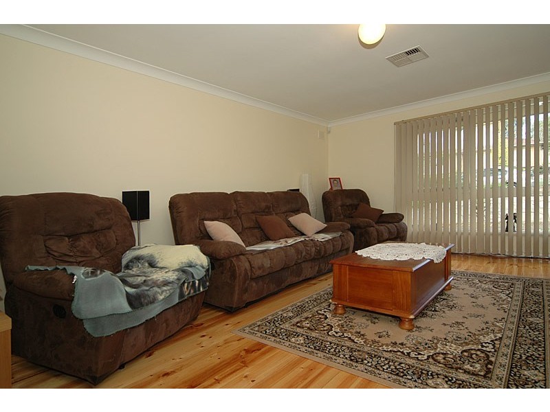 10 Mannara Road, Fairview Park SA 5126