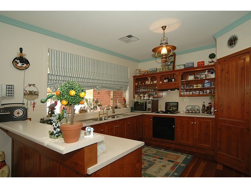 2 Stockman Place, Walkley Heights SA 5098