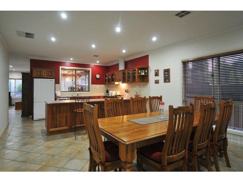 5 Callara Close, Greenwith SA 5125