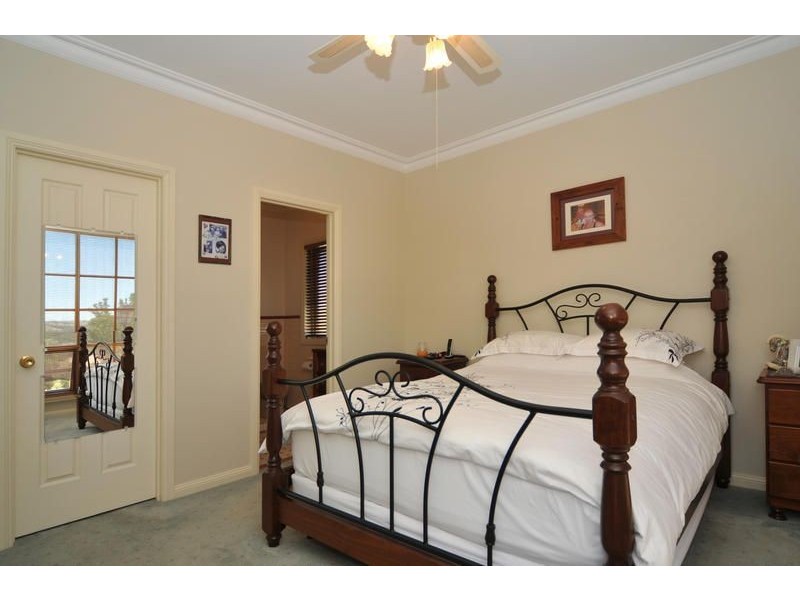 5 Callara Close, Greenwith SA 5125