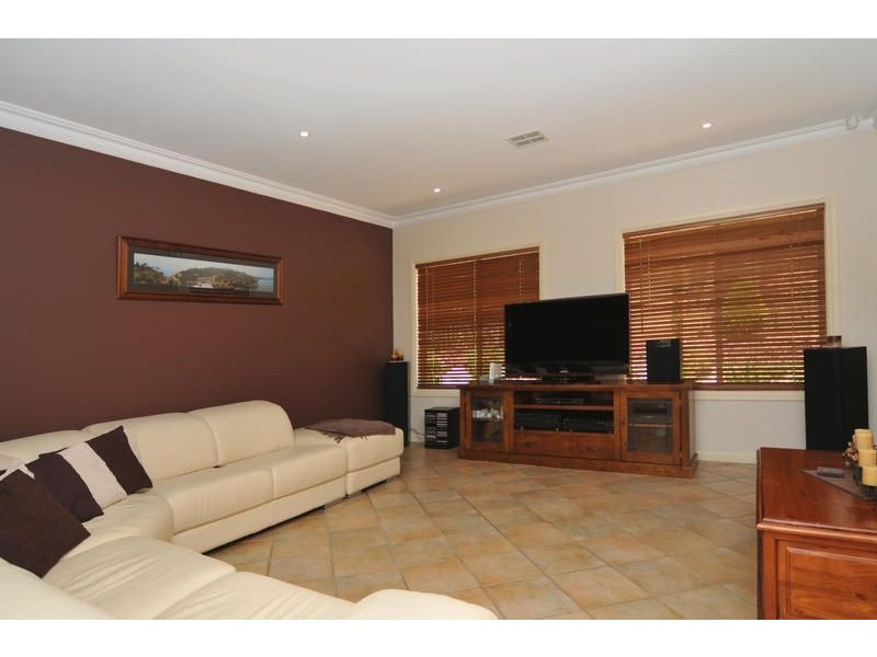 5 Callara Close, Greenwith SA 5125