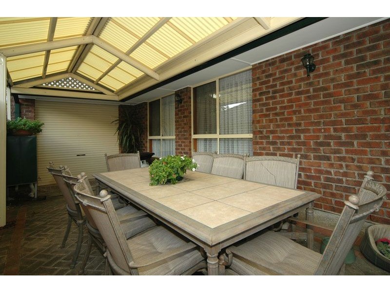 14 Amadeus Court, Greenwith SA 5125