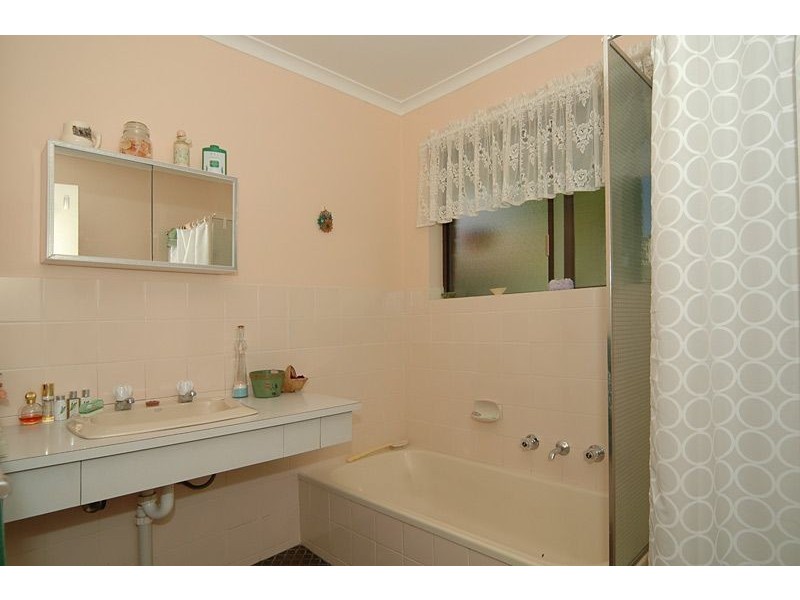 21 Newland Avenue, Ridgehaven SA 5097