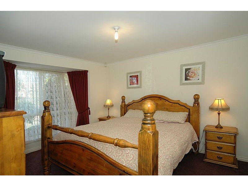 14 Petworth Parade, Greenwith SA 5125