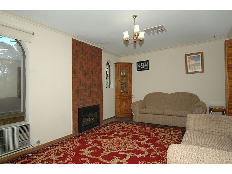 28 Warren Road, Para Vista SA 5093