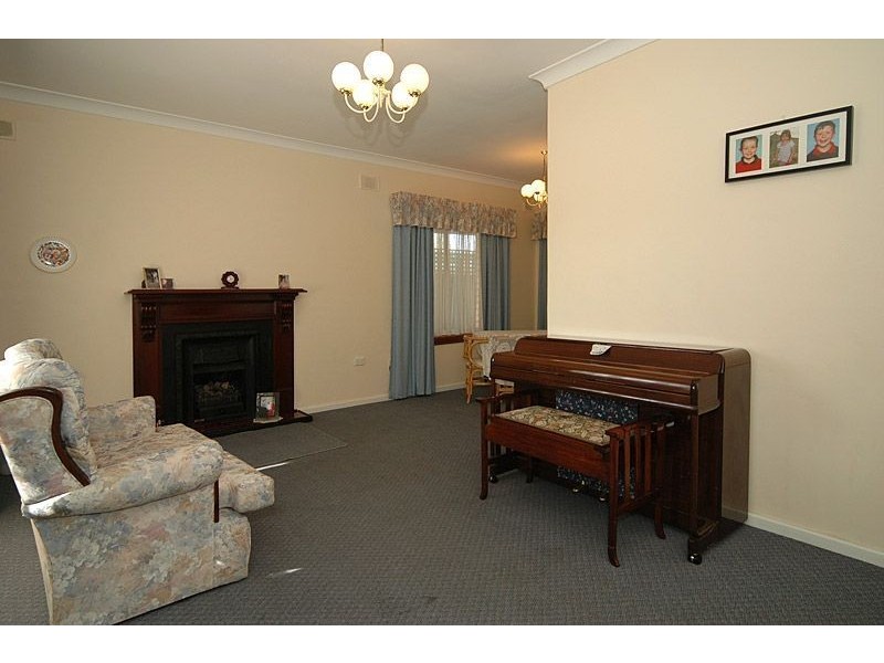 24 Midway Road, Elizabeth East SA 5112