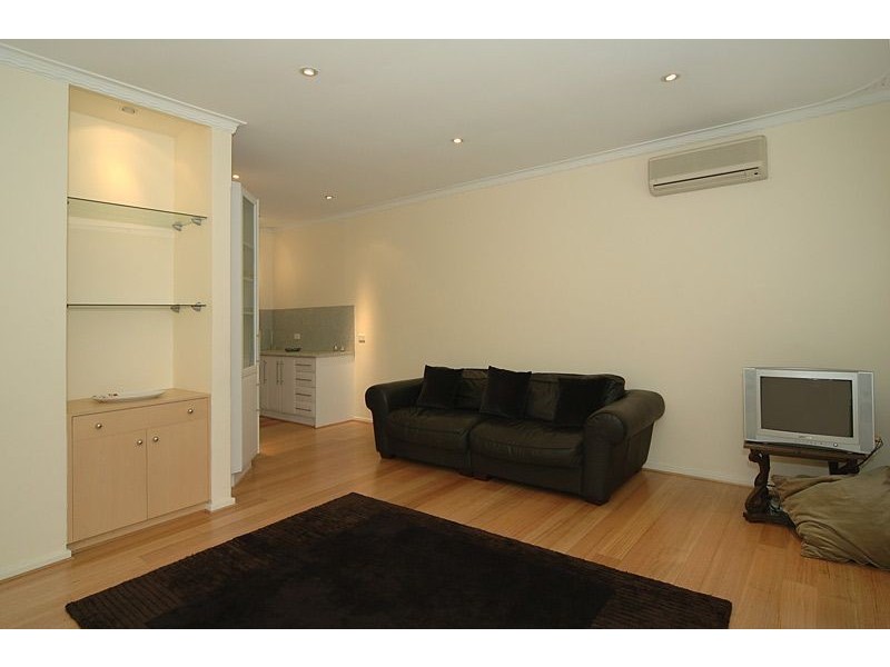 4/12 White Street, Henley Beach SA 5022