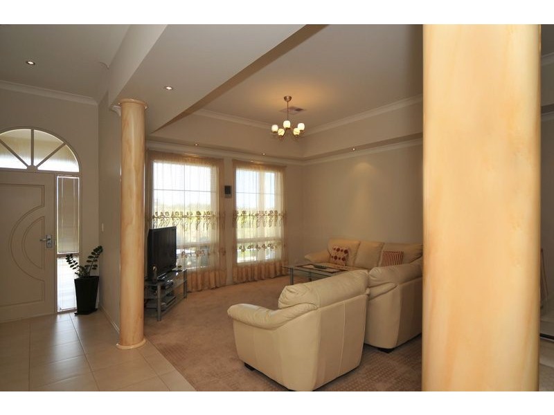 5 Guesthouse Court, Walkley Heights SA 5098