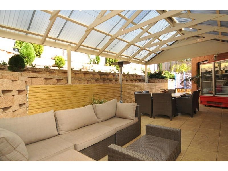 3 Hedgerow Court, Greenwith SA 5125