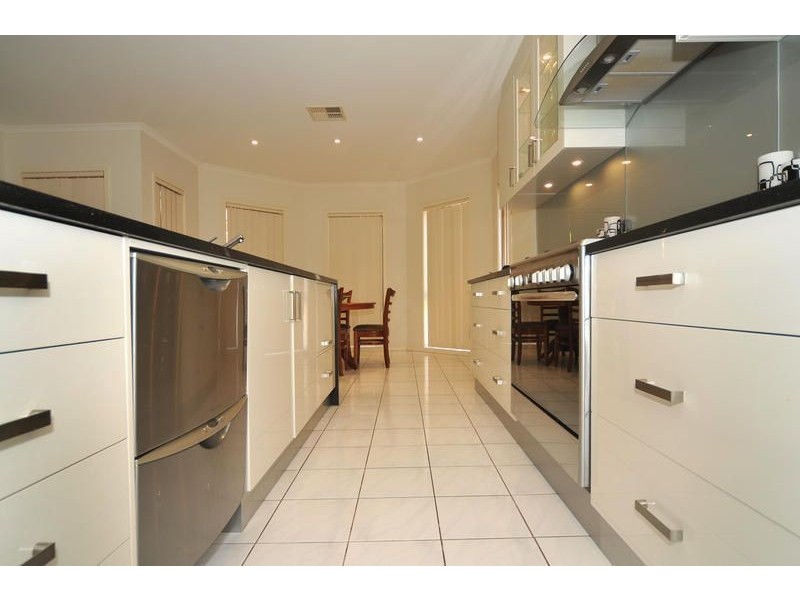 3 Hedgerow Court, Greenwith SA 5125