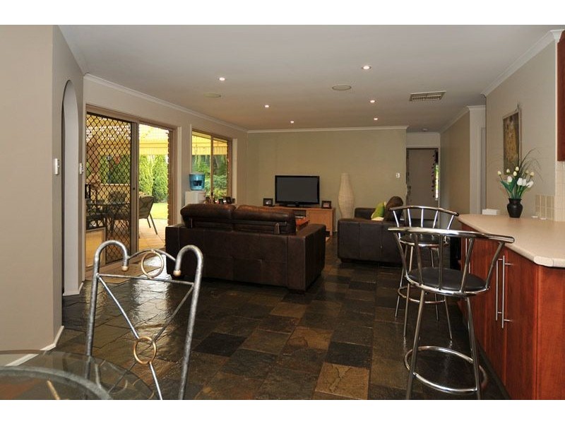 3 Dynasty Court, Greenwith SA 5125