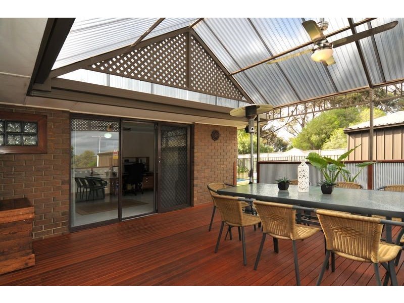 23 Cockatoo Street, Modbury Heights SA 5092