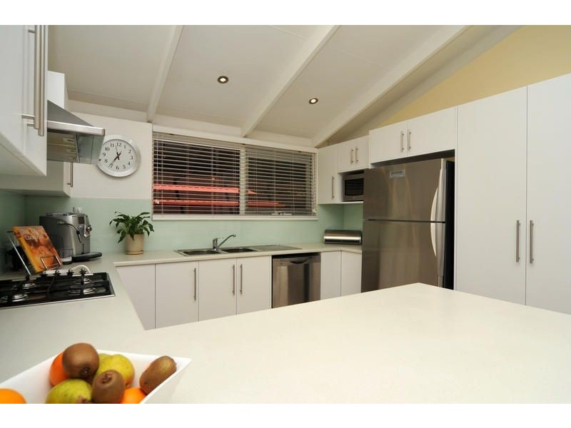 14 Von Nida Street, Fairview Park SA 5126