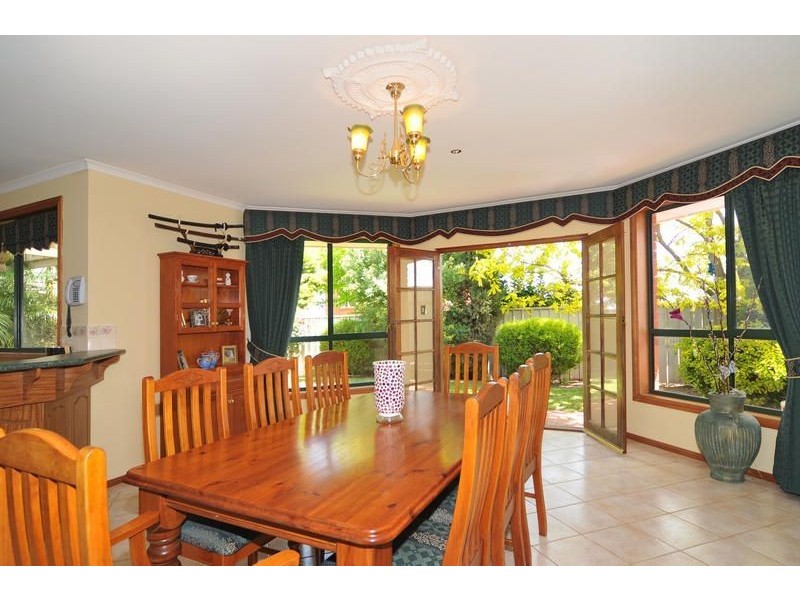 13 Rotz Court, Golden Grove SA 5125