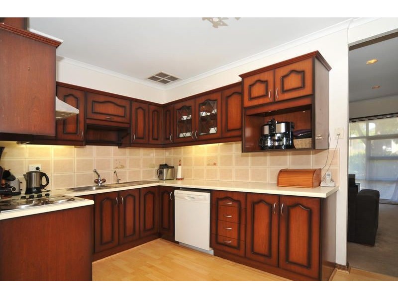 6 Marsha Drive, Banksia Park SA 5091