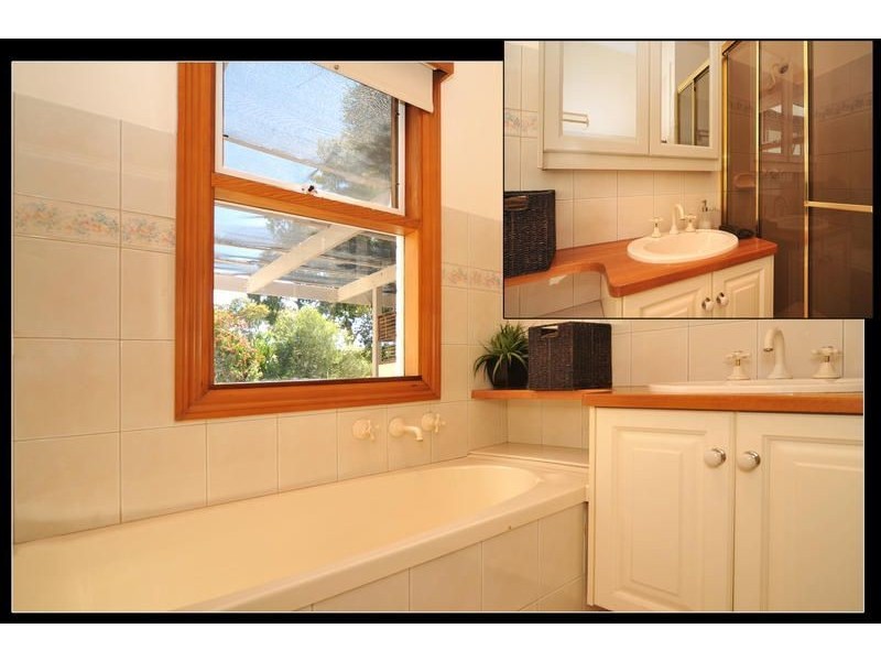 6 Marsha Drive, Banksia Park SA 5091