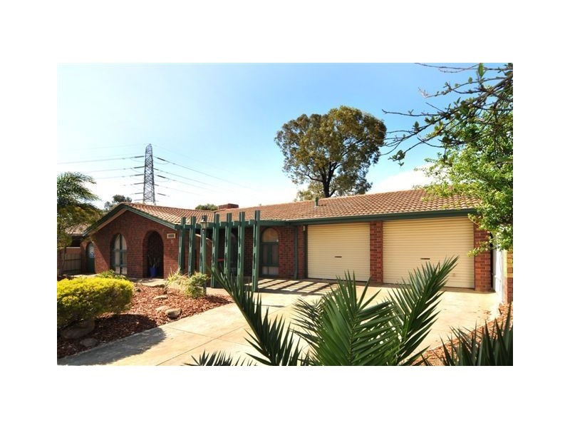 11 Browning Crescent, Parafield Gardens SA 5107