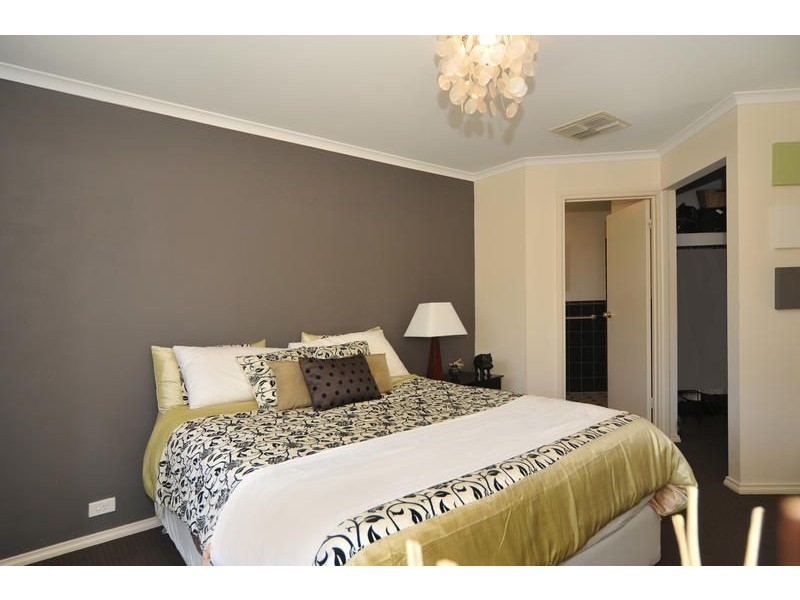 36 Almerta Street, Hope Valley SA 5090