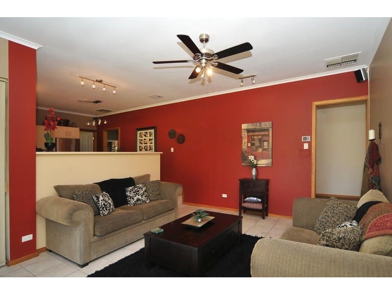 1 Palmyra Street, Modbury Heights SA 5092