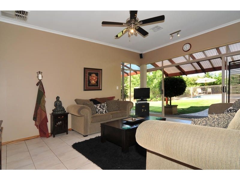 1 Palmyra Street, Modbury Heights SA 5092
