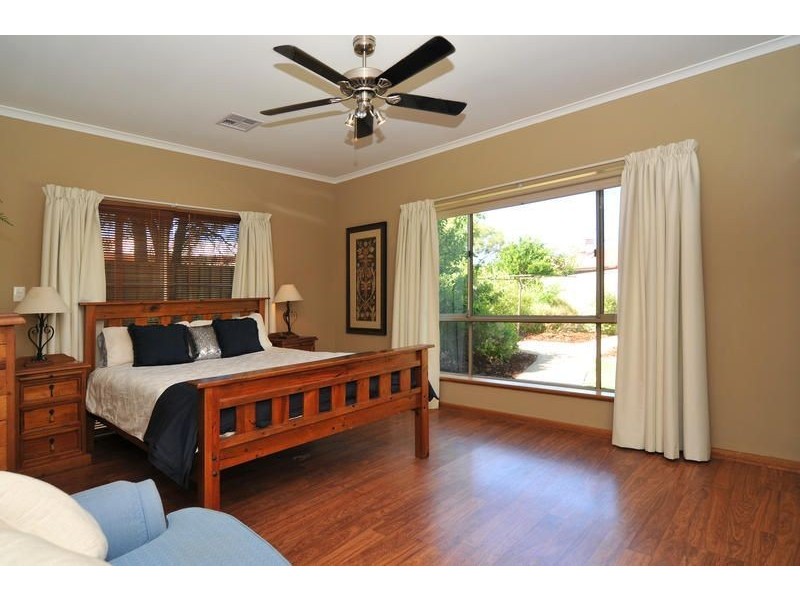 1 Palmyra Street, Modbury Heights SA 5092