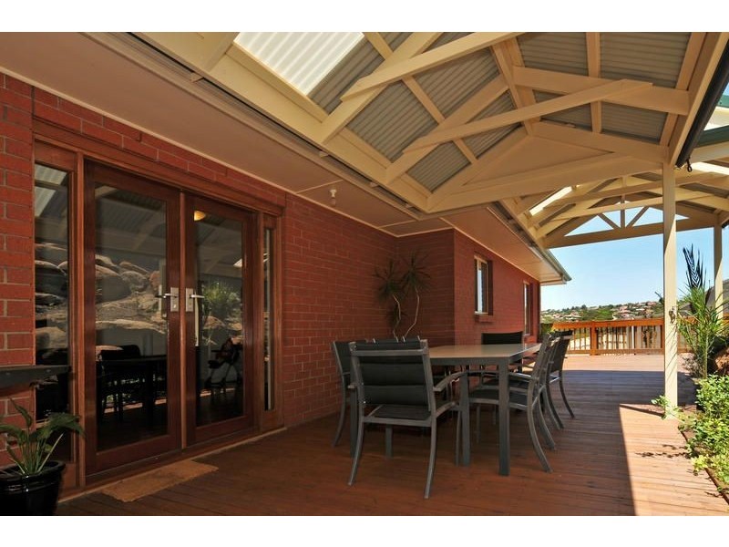 1/4 McCann Place, Greenwith SA 5125