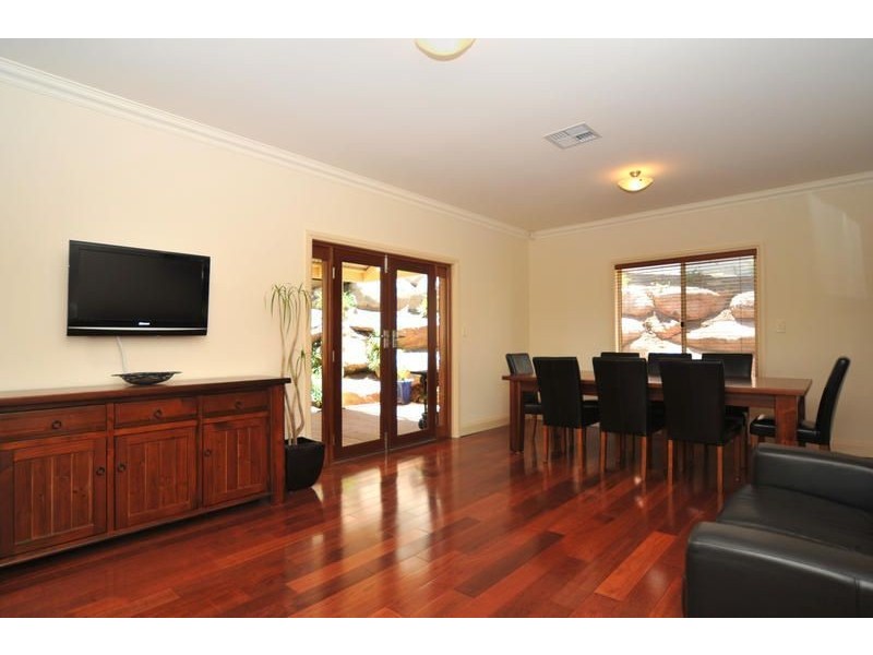 1/4 McCann Place, Greenwith SA 5125