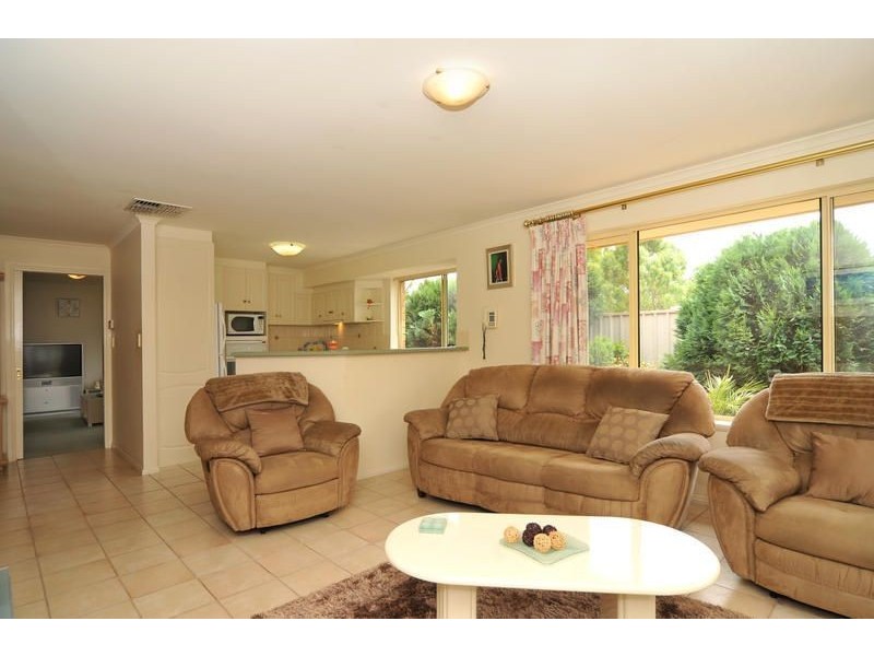 26 Hedgerow Court, Greenwith SA 5125