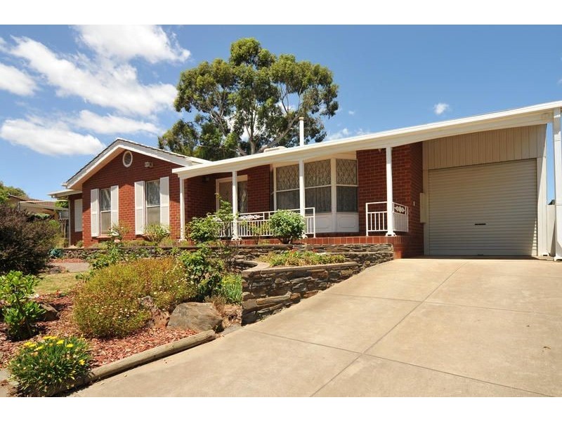 13 La Perouse Crescent, Fairview Park SA 5126