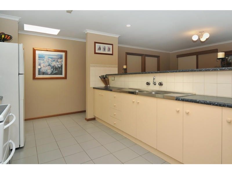 30 Baraga Grove, Modbury Heights SA 5092