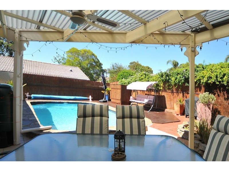 3 Hamilton Road, Fairview Park SA 5126