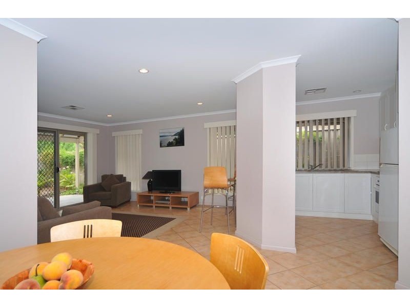 15 Hedgerow Court, Greenwith SA 5125