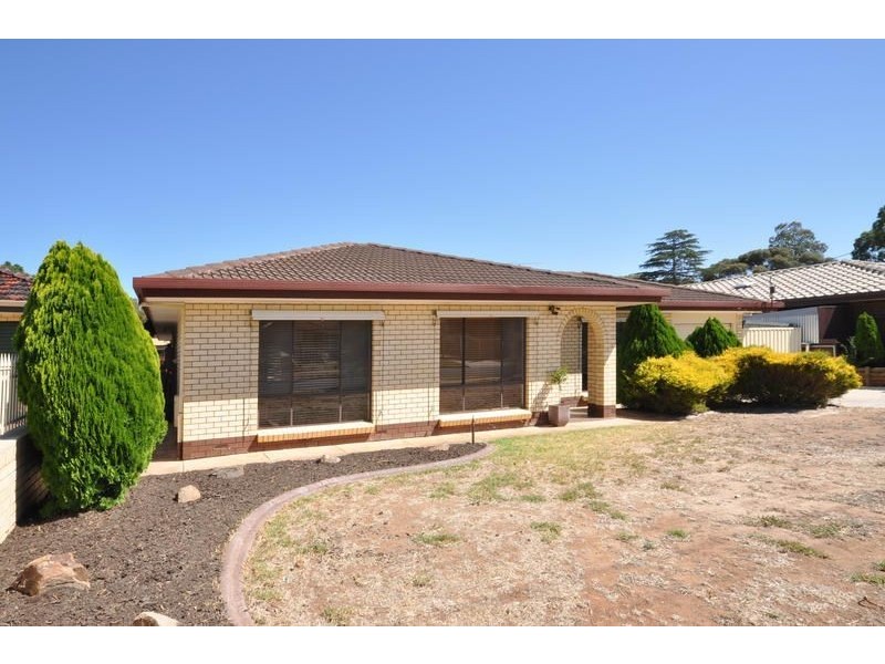 5 Aquamarine Dve, Salisbury East SA 5109