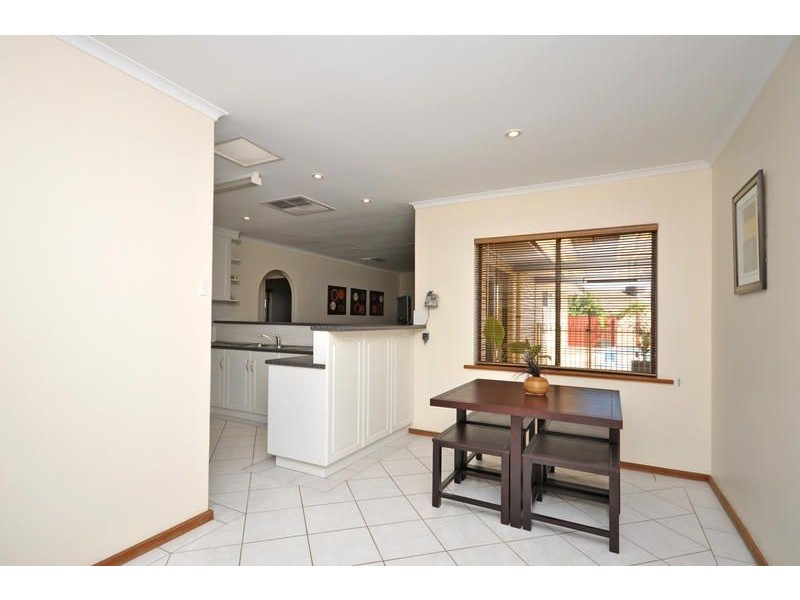 5 Aquamarine Dve, Salisbury East SA 5109