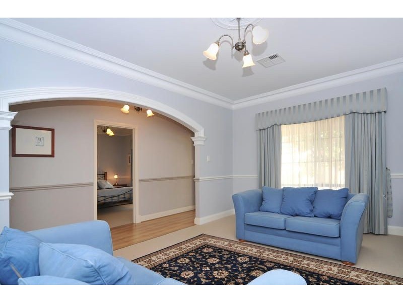 4 Dublin Place, Golden Grove SA 5125