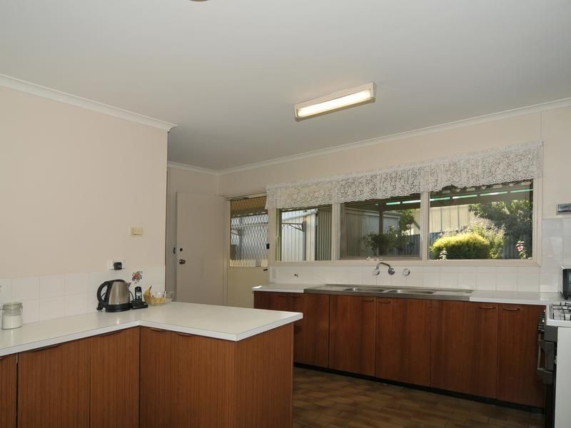 24 Illyarrie Avenue, Surrey Downs SA 5126