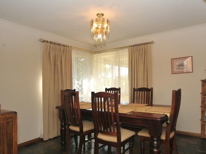 2 Callara Close, Greenwith SA 5125