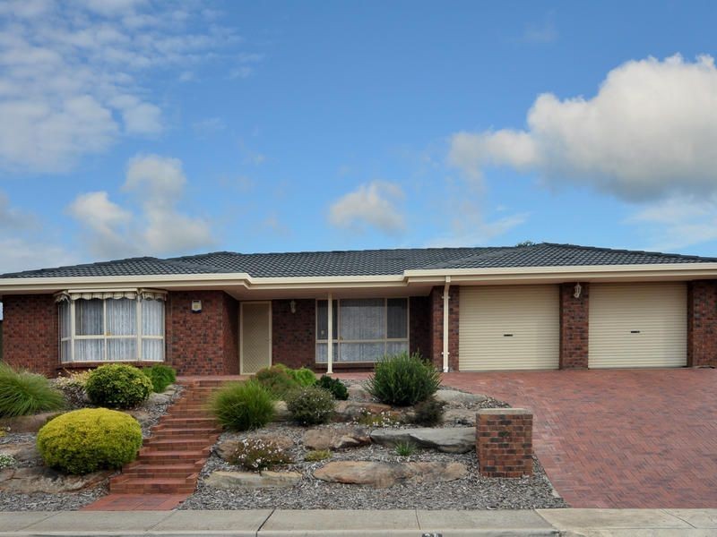 21 Trevithick Crescent, Redwood Park SA 5097