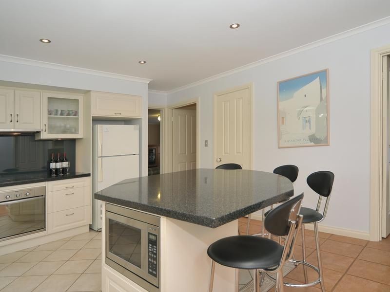 14 Rambutan Court, Greenwith SA 5125